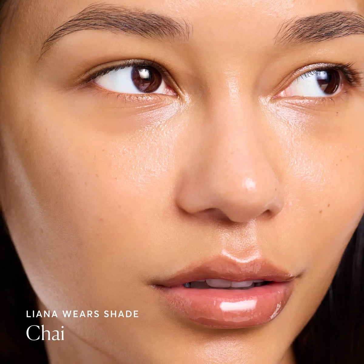 phyto-glow-lip-balm-chai-i9 NATR-60111-Alt-Images-Phyto-Glow-Lip-Balm-Chai-04.webp