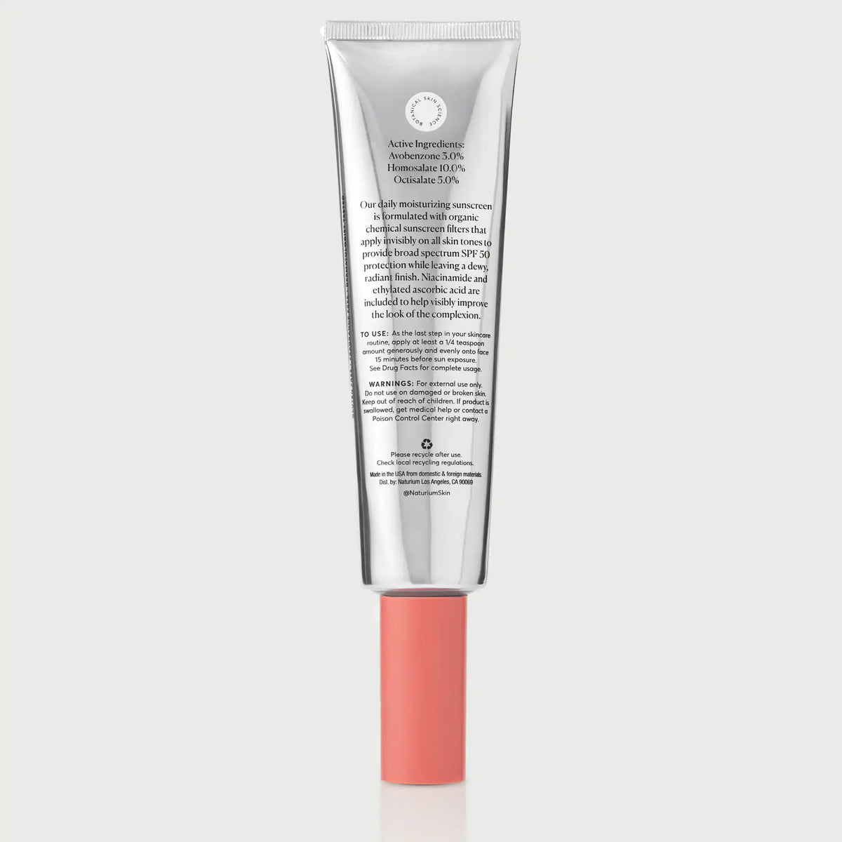 dew-glow-moisturizer-spf-50-jumbo-l3 NATR_Dew_Glow_Jumbo_Back_CapOn_bonebkgd.webp